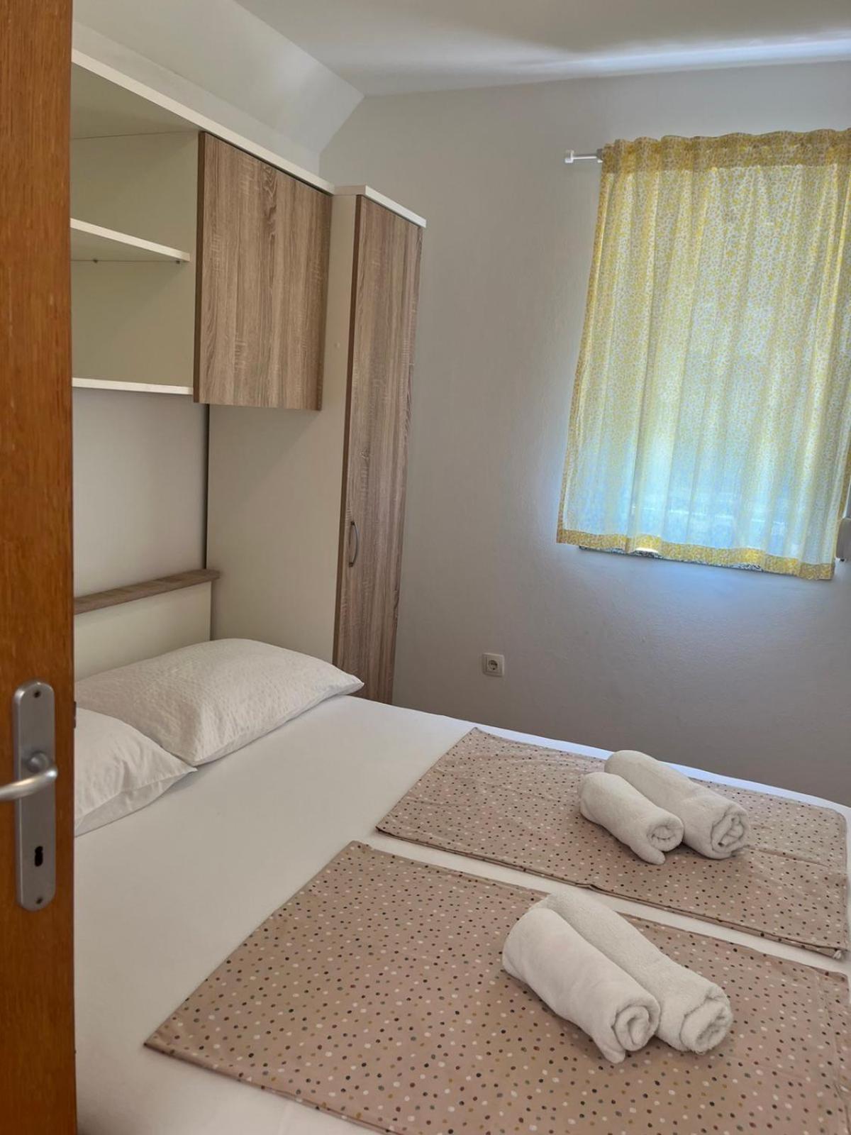 Apartments Dumicic Supetarska Draga Dış mekan fotoğraf